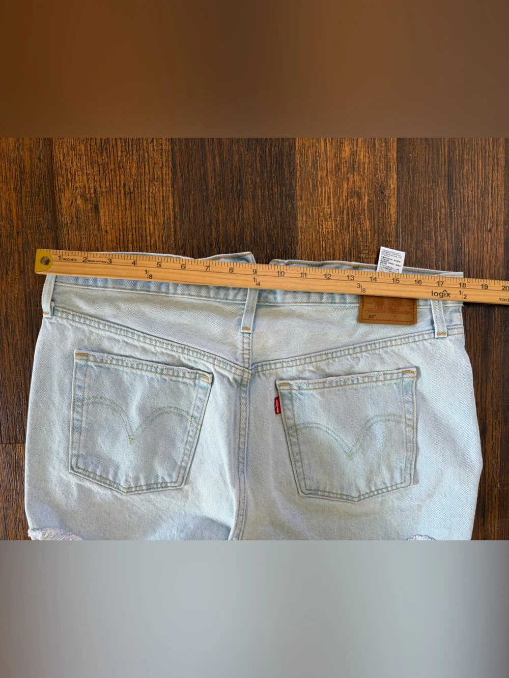 Levis Premium good pre